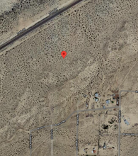 Load image into Gallery viewer, ❌SOLD❌ Terreno de Venta en Helendale, California - Cerca de Route 66- 9.5 acres - Pagos Disponible