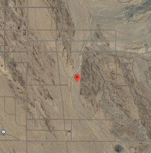 Load image into Gallery viewer, ❌SOLD❌ Beautiful Property Terreno de Venta en Helendale, California - 5 acres - Pagos Disponible (Pin:9105)