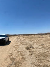 Load image into Gallery viewer, ❌SOLD/VENDIDO❌ Muy Buen Terreno de venta en Adelanto California - 2.32 Acres - cerca de el 395 - Pagos disponible (pin:8027)