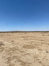 Load image into Gallery viewer, ❌SOLD/VENDIDO❌ Muy Buen Terreno de venta en Adelanto California - 2.32 Acres - cerca de el 395 - Pagos disponible (pin:8027)