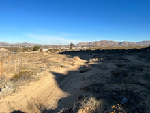 Load image into Gallery viewer, ❌SOLD/VENDIDO❌Apple Valley California!!!Terrenos de Venta-8 acres - Pagos Disponible (pin:8050)