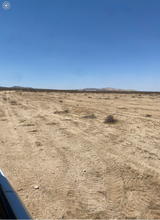 Load image into Gallery viewer, ❌SOLD/VENDIDO❌ Muy Buen Terreno de venta en Adelanto California - 2.32 Acres - cerca de el 395 - Pagos disponible (pin:8027)
