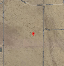 Load image into Gallery viewer, ❌SOLD❌ Terreno Grande de Venta en Lucerne Valley - 10 Acres - Pagos Disponible! (Pin: 9088)
