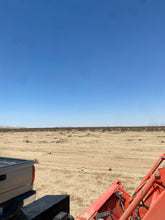 Load image into Gallery viewer, ❌SOLD/VENDIDO❌ Muy Buen Terreno de venta en Adelanto California - 2.32 Acres - cerca de el 395 - Pagos disponible (pin:8027)
